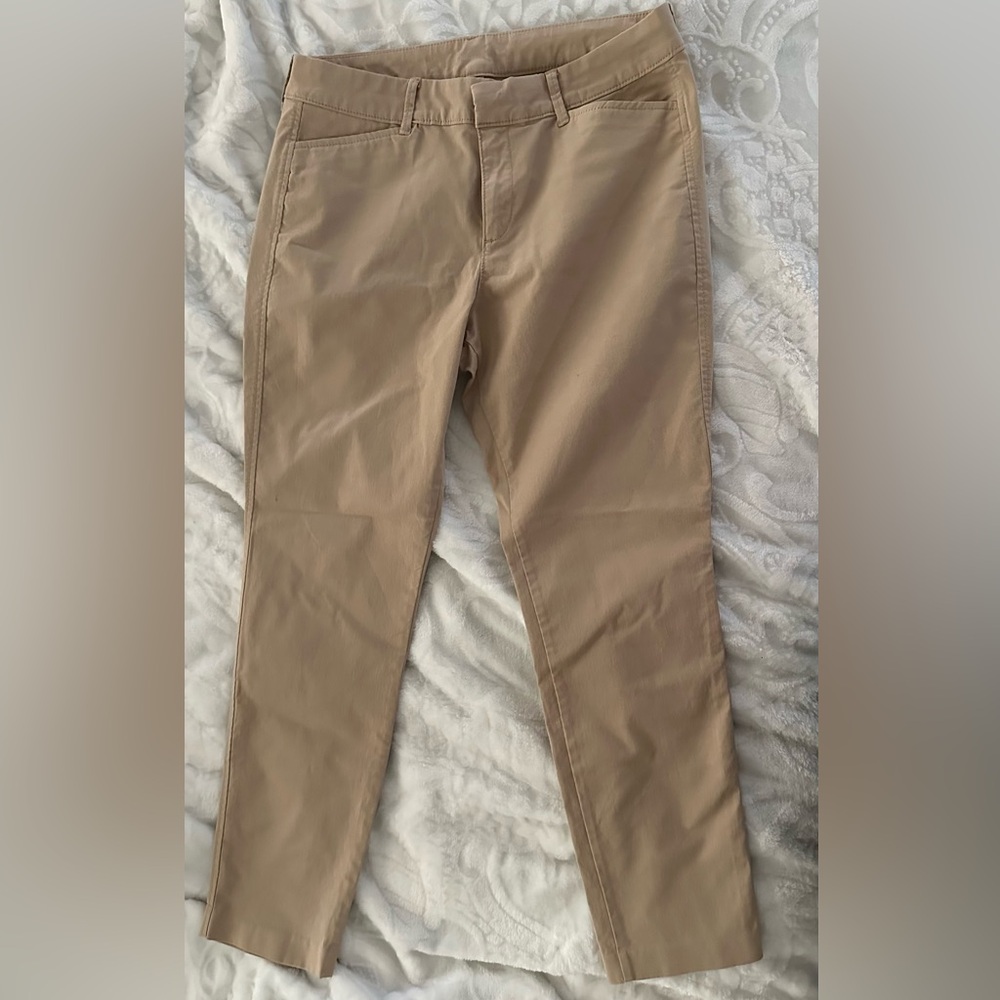 Old Navy - women’s pixie tan pants